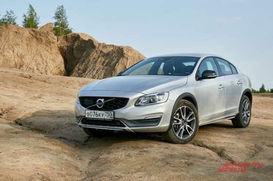泡芙车评三厢suv沃尔沃s60cc试驾报告