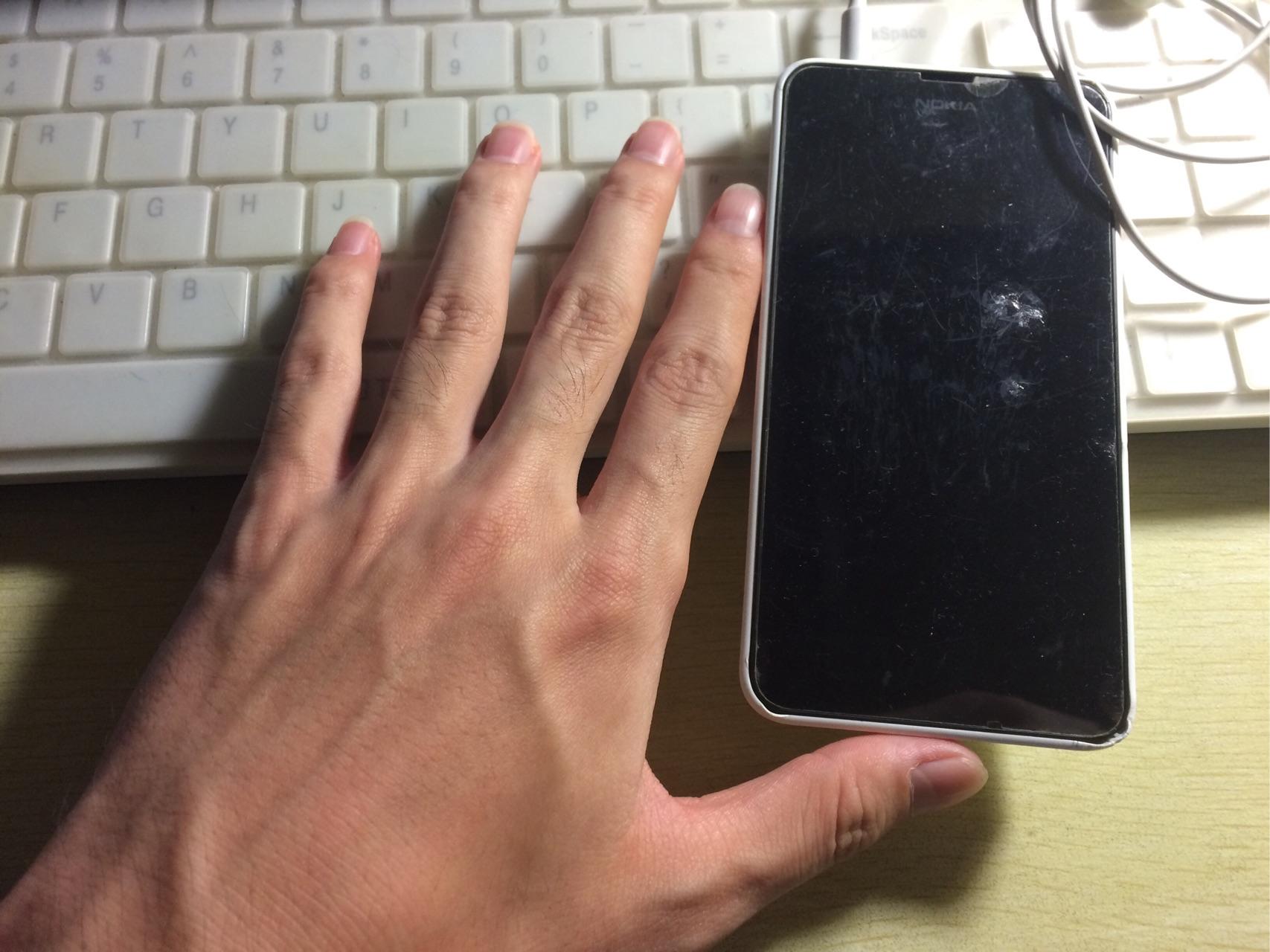 男人手小是一种怎样的体验?