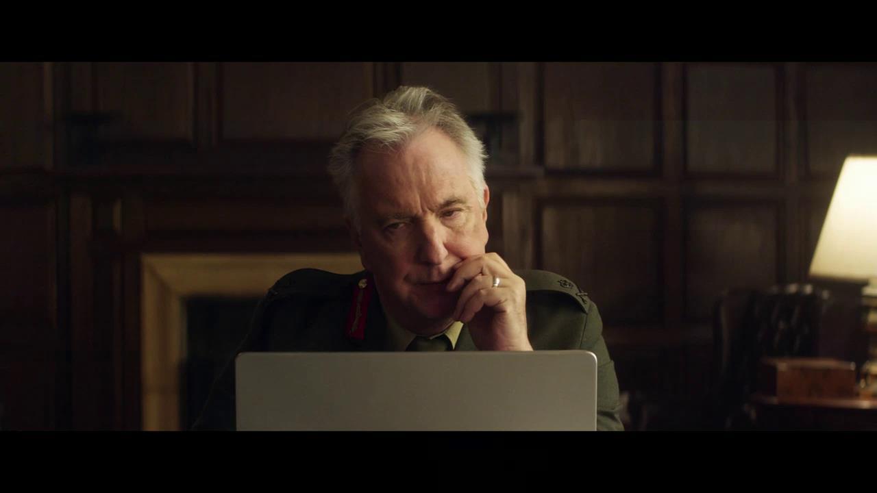 如何评价电影天空之眼eyeinthesky