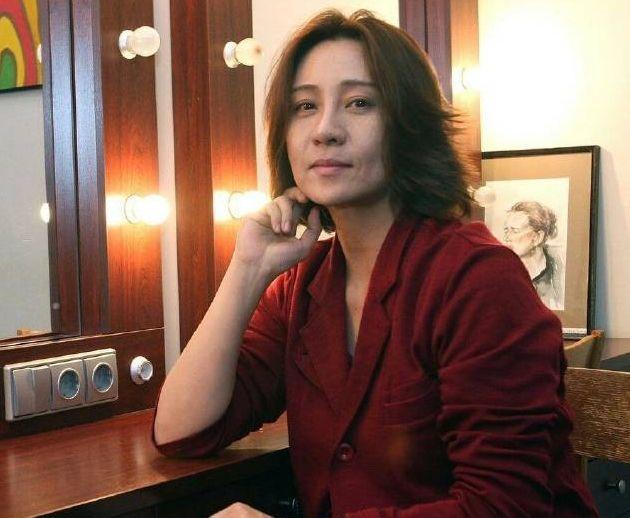 西本智实为什么长得这么美西本先生是如何设计自己的形象的