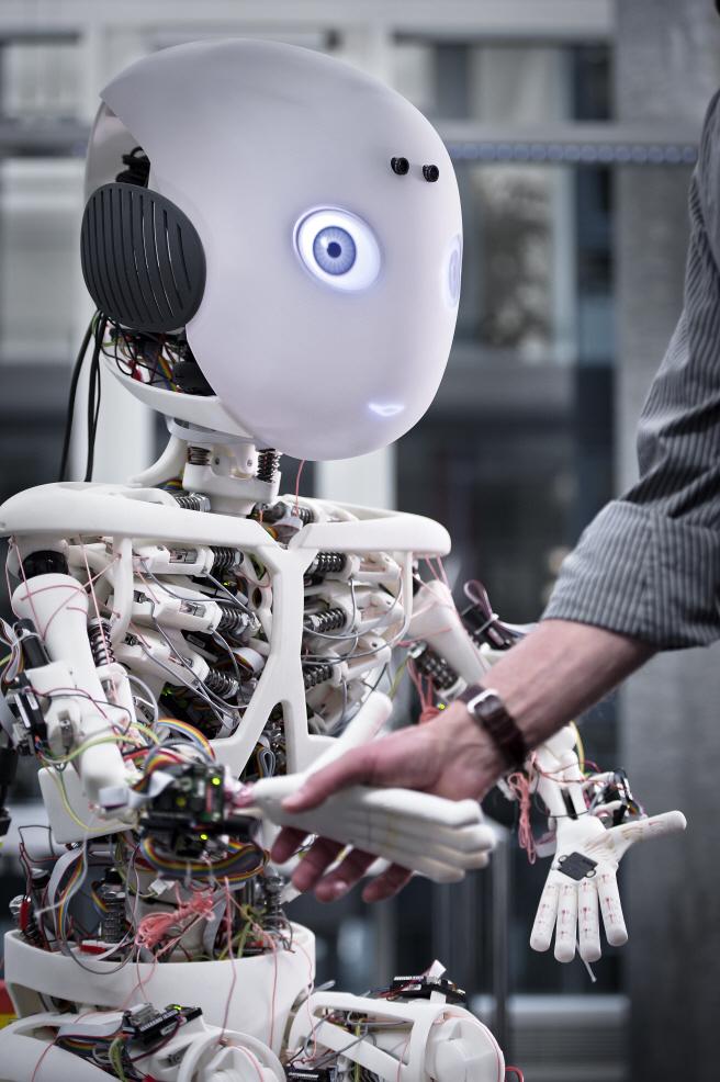 用人体骨骼做机器人框架是否可行? - 知乎