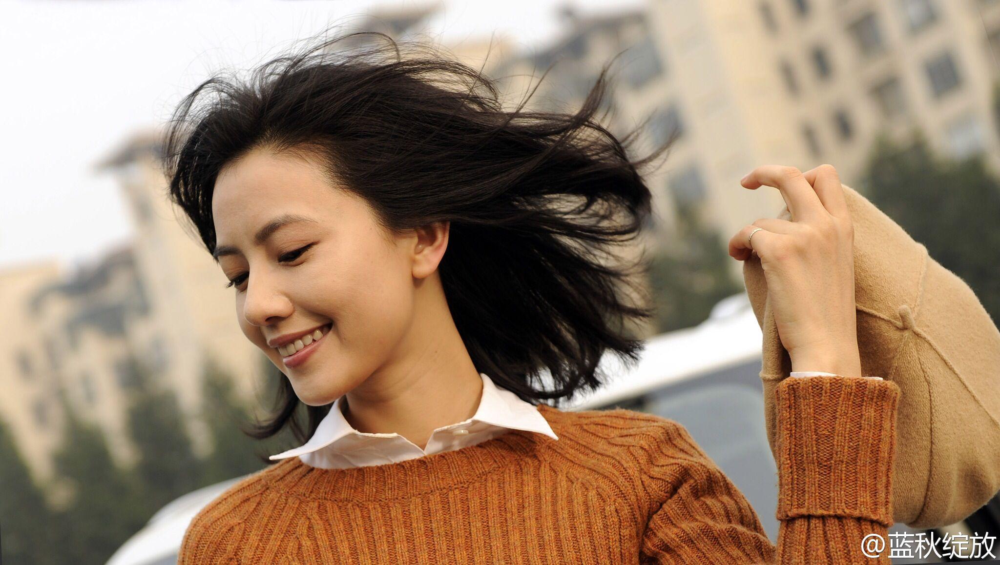 有哪些漂亮的女性剧照或电影截图?