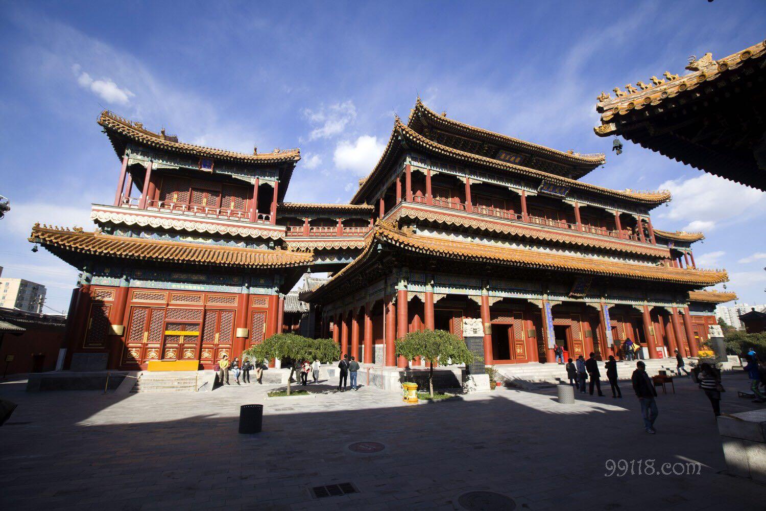 阁,明代始建于煤山北麓(今景山北麓寿皇殿处),乾隆时迁建于雍和宫内