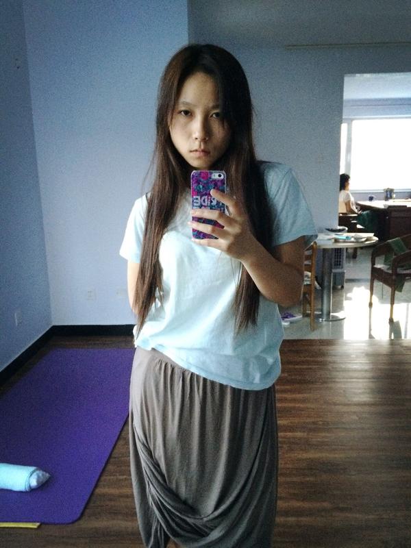 朋友长了一张好看的脸 但是身材简直差到不要不要的 没有全身照 就有