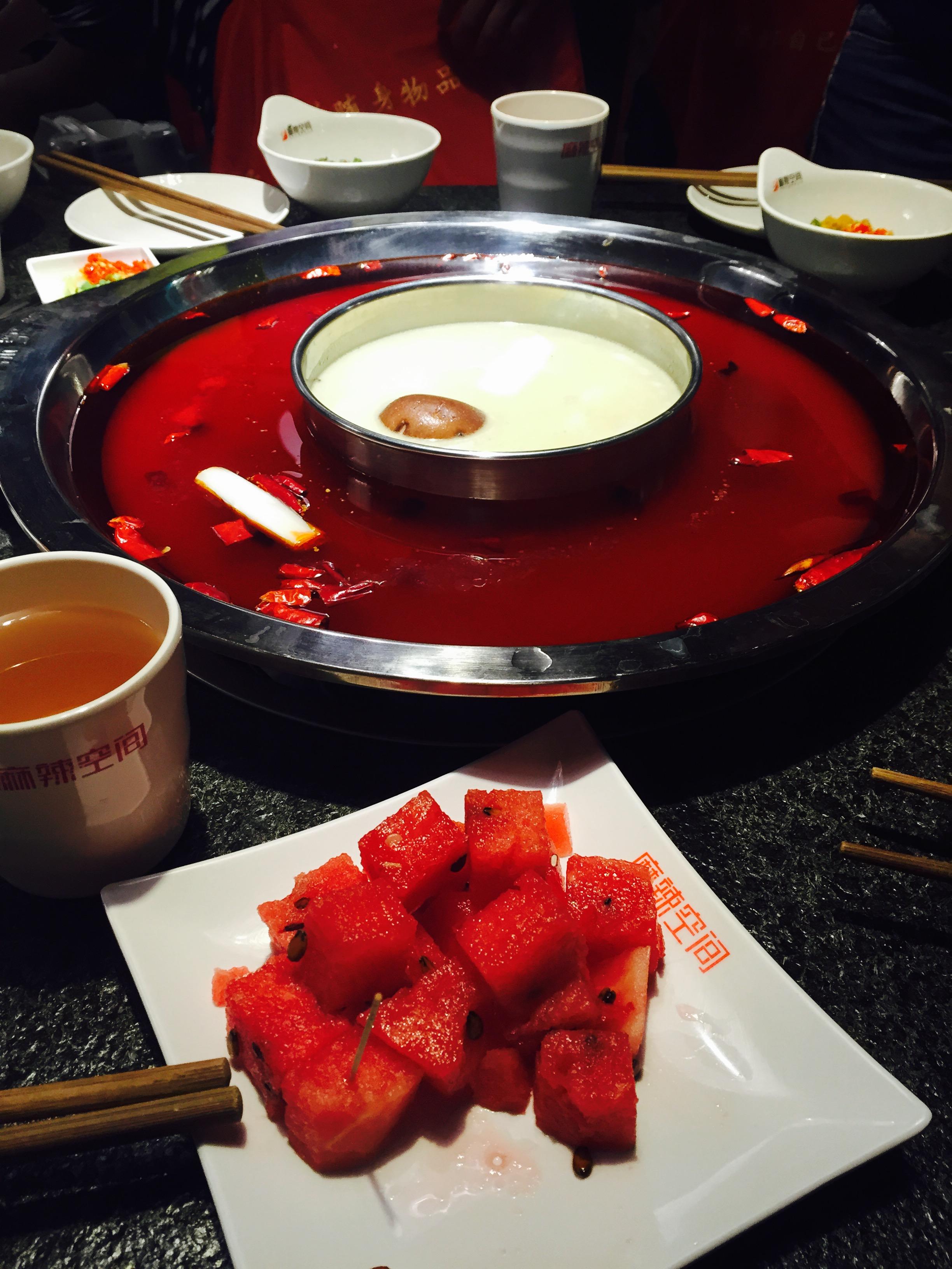 成都哪家火锅比较正宗好吃? - 爽歪歪的回答 - 