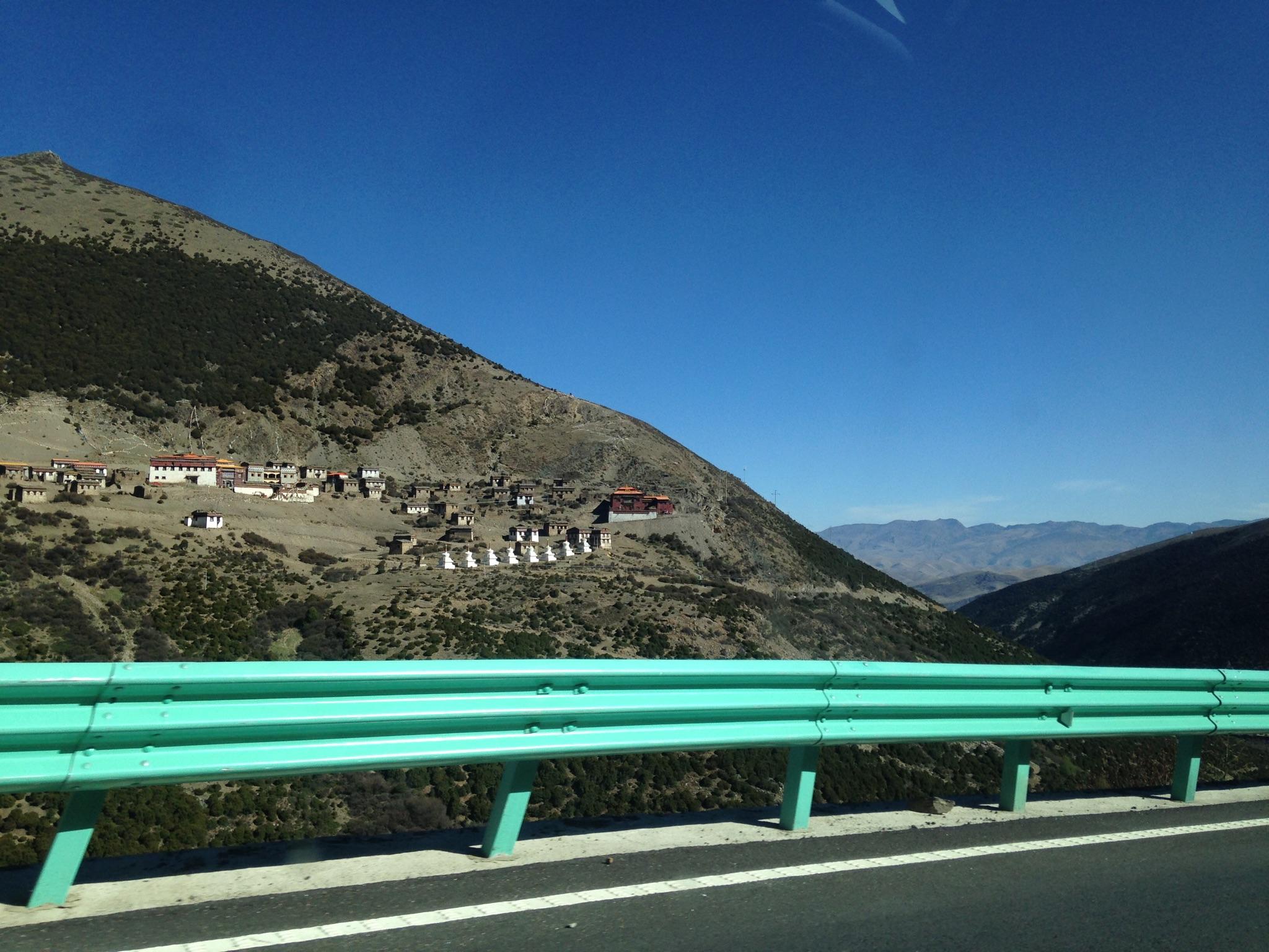 从成都出发去稻城亚丁,穷游,求攻略?