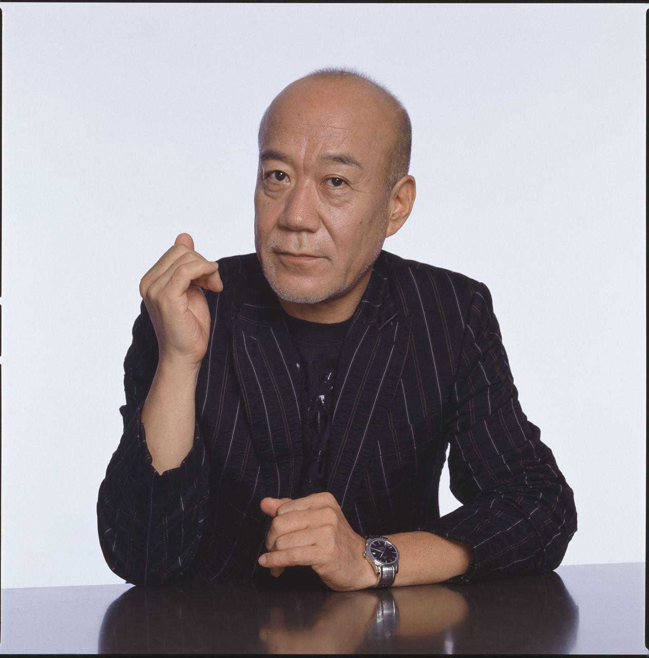 久石让的"挖鼻孔"照是怎么回事?