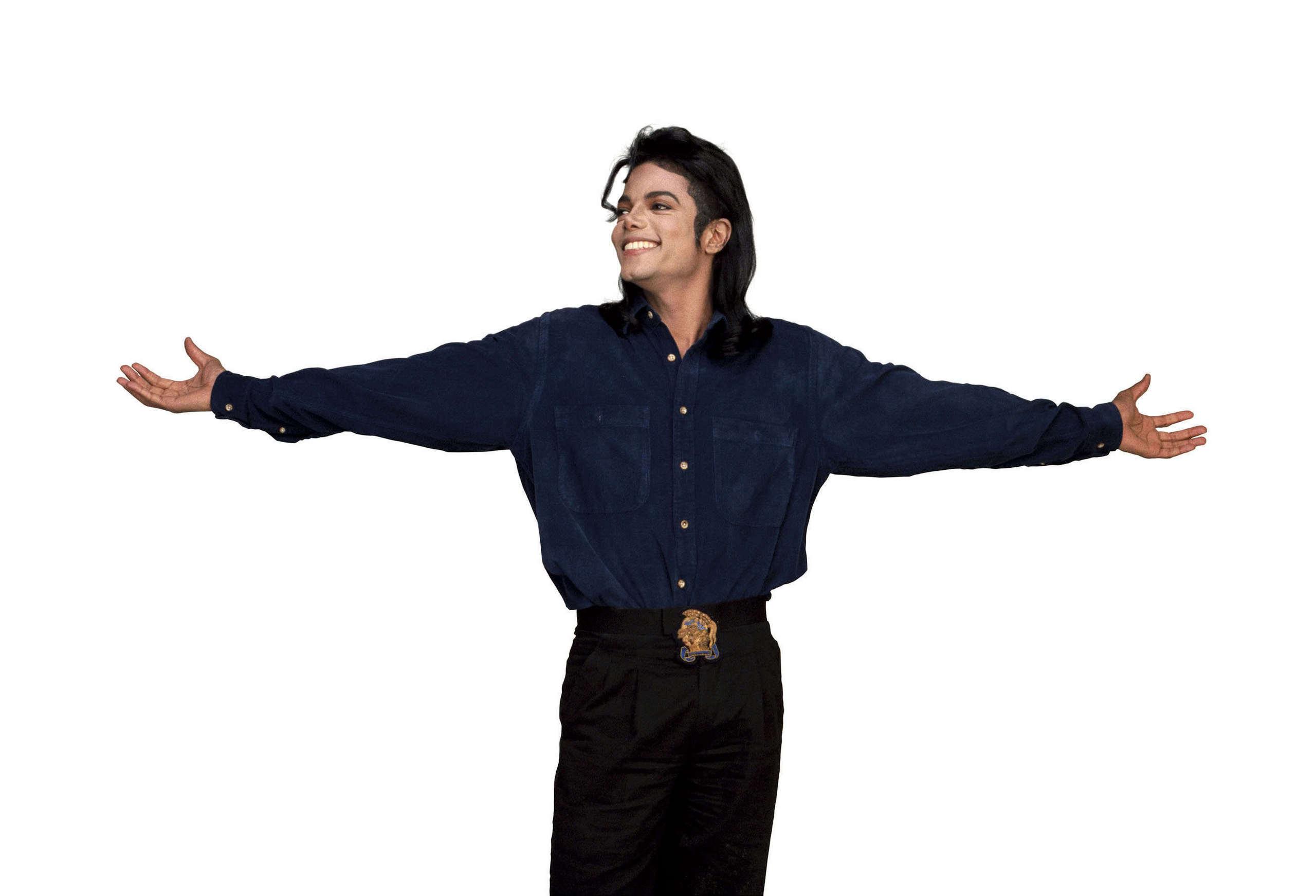 如何评价michaeljackson翻唱的thebeatles的cometogether