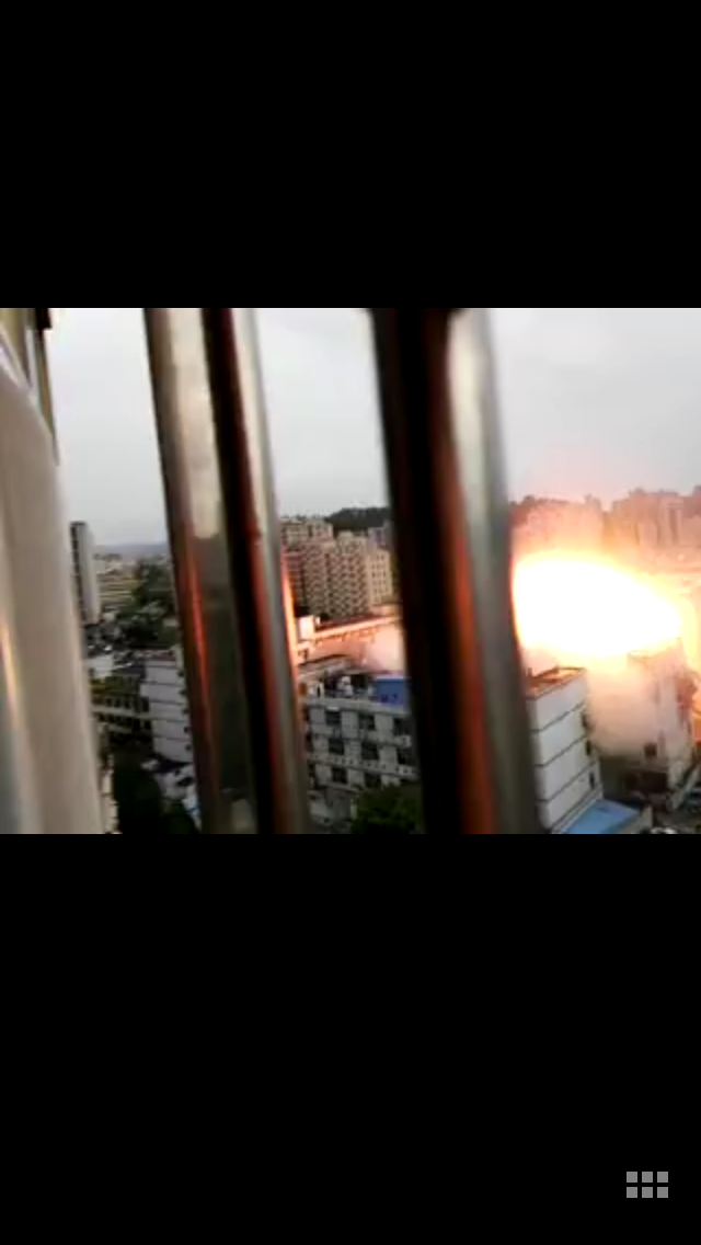 刚刚深圳电子厂发生爆炸 !为什么威力这么大?