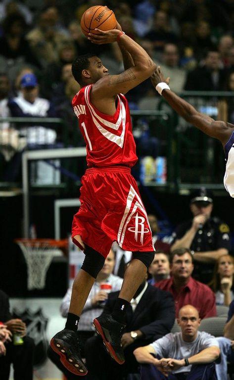 投球姿势最好看的篮球明星是谁?