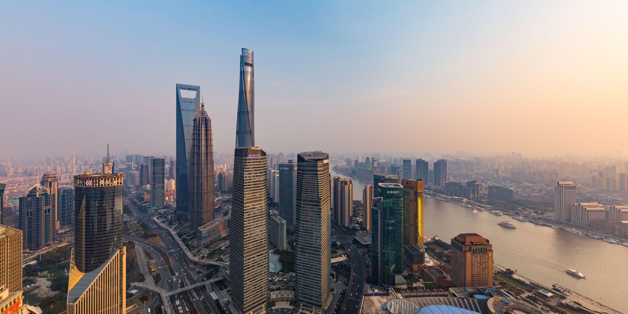 上海市中心有哪些高楼可以爬楼摄影? - 知乎