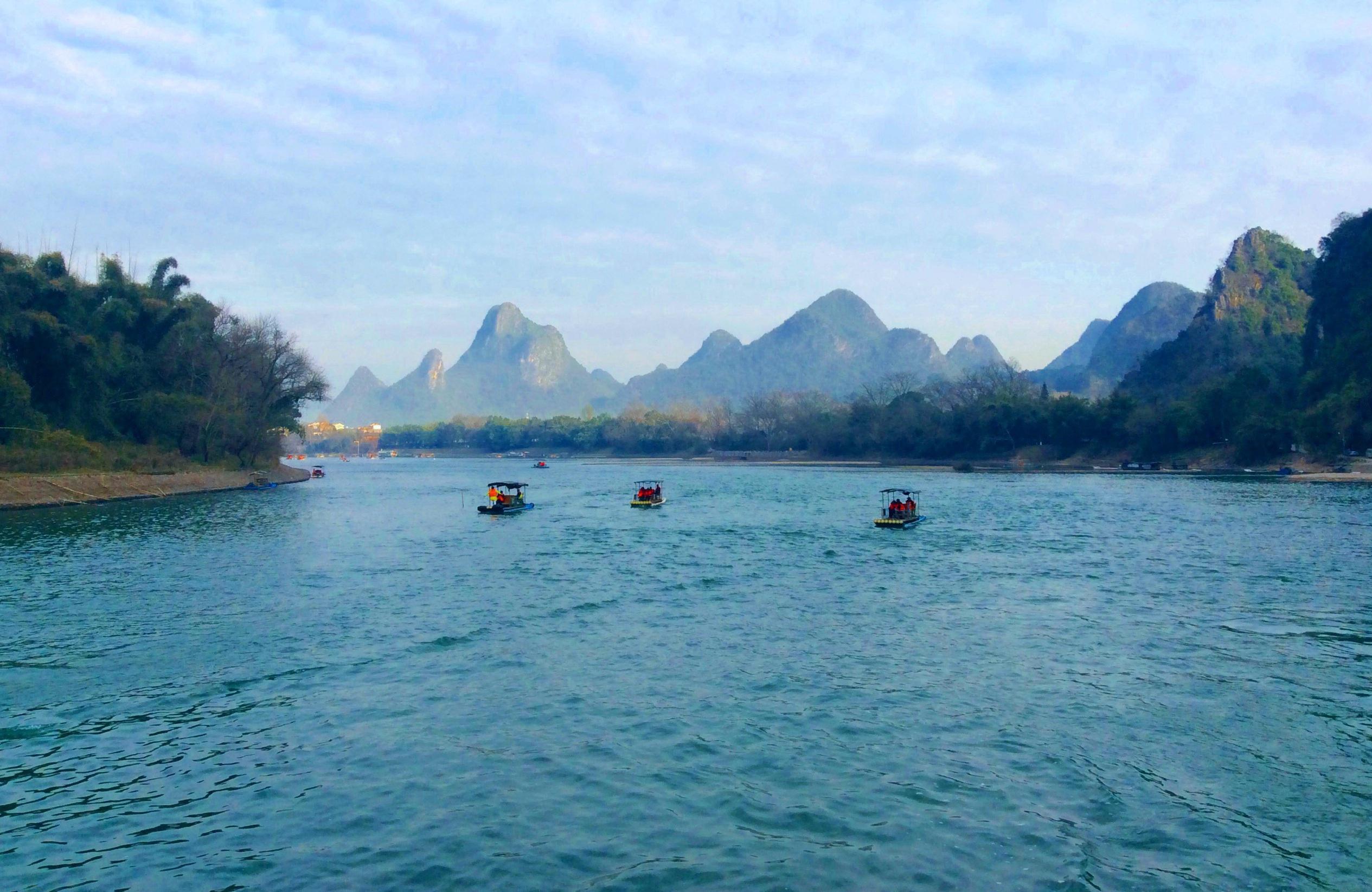 去桂林阳朔玩,不考虑跟团、不考虑时间,怎么玩