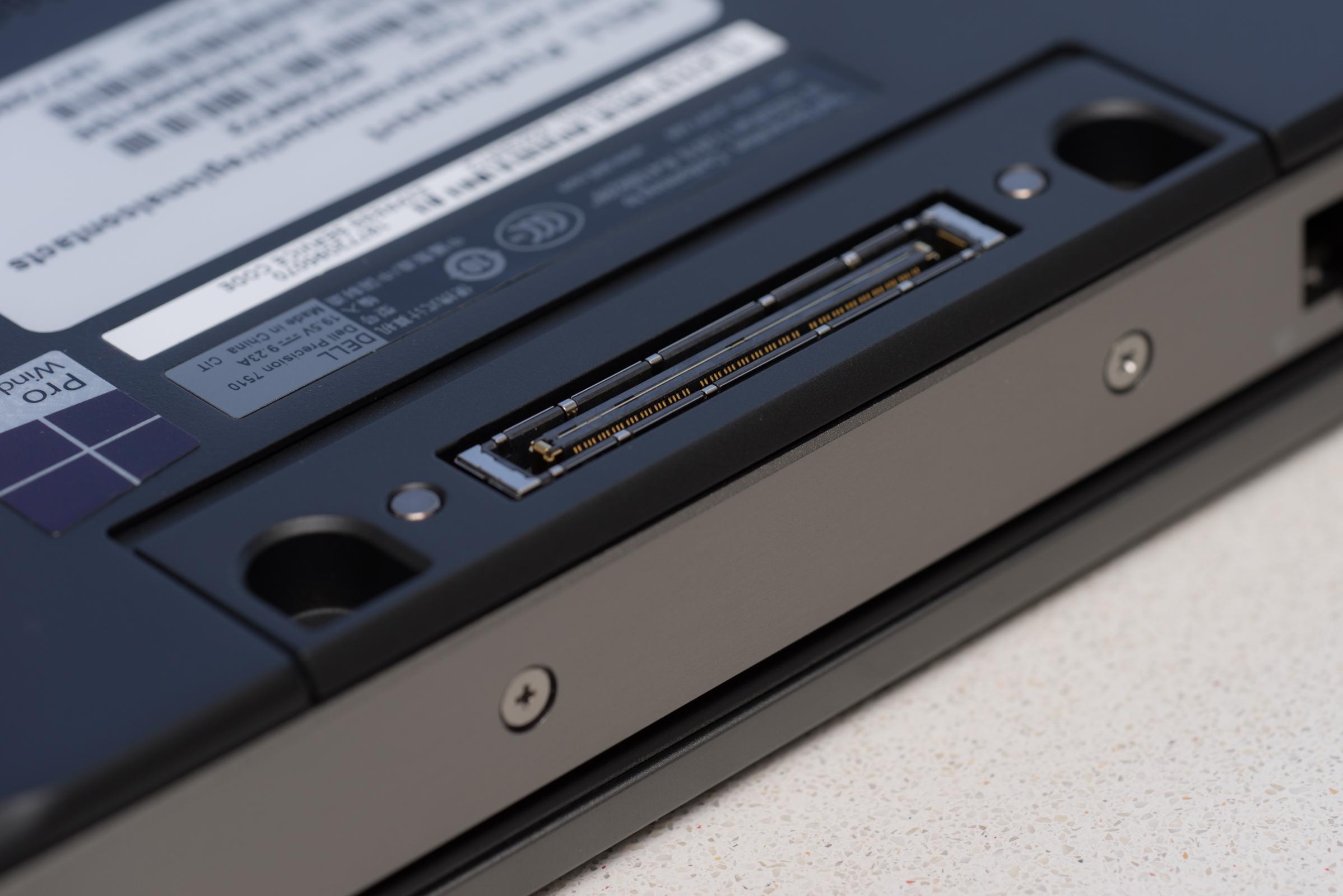 用工作站级的笔记本玩大型单机游戏是怎样的体