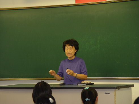 天津一中的苏海老师为什么能这么讲历史他的家庭背景是什么