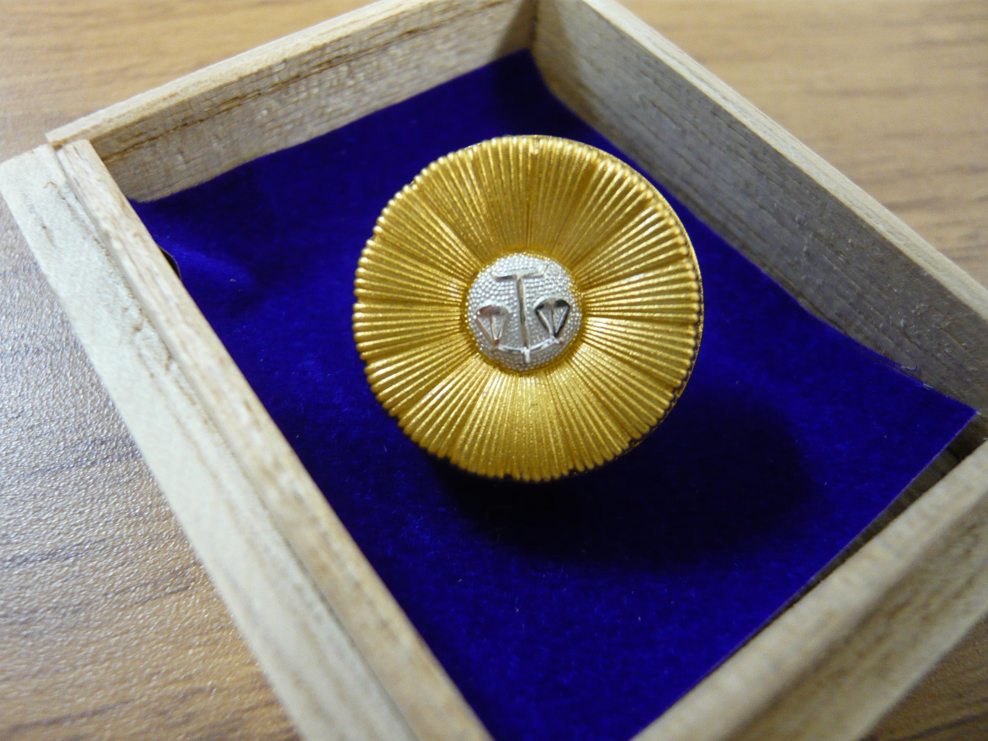 某日本律师丢了徽章后的心路历程