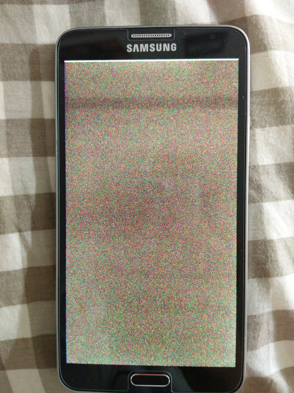 手机换屏后黑屏 触摸会出现花屏 求解答? - 三星