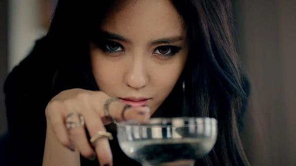 四,t-ara的朴孝敏和李居丽 (原计划这里吹t-ara400字左右,已略) 朴