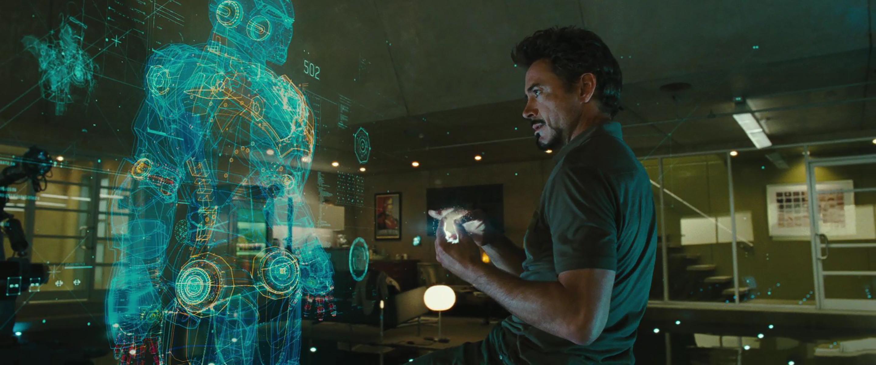 找不到截图了,托尼·史塔克用全息投影和女盆友一起设计企业大楼的