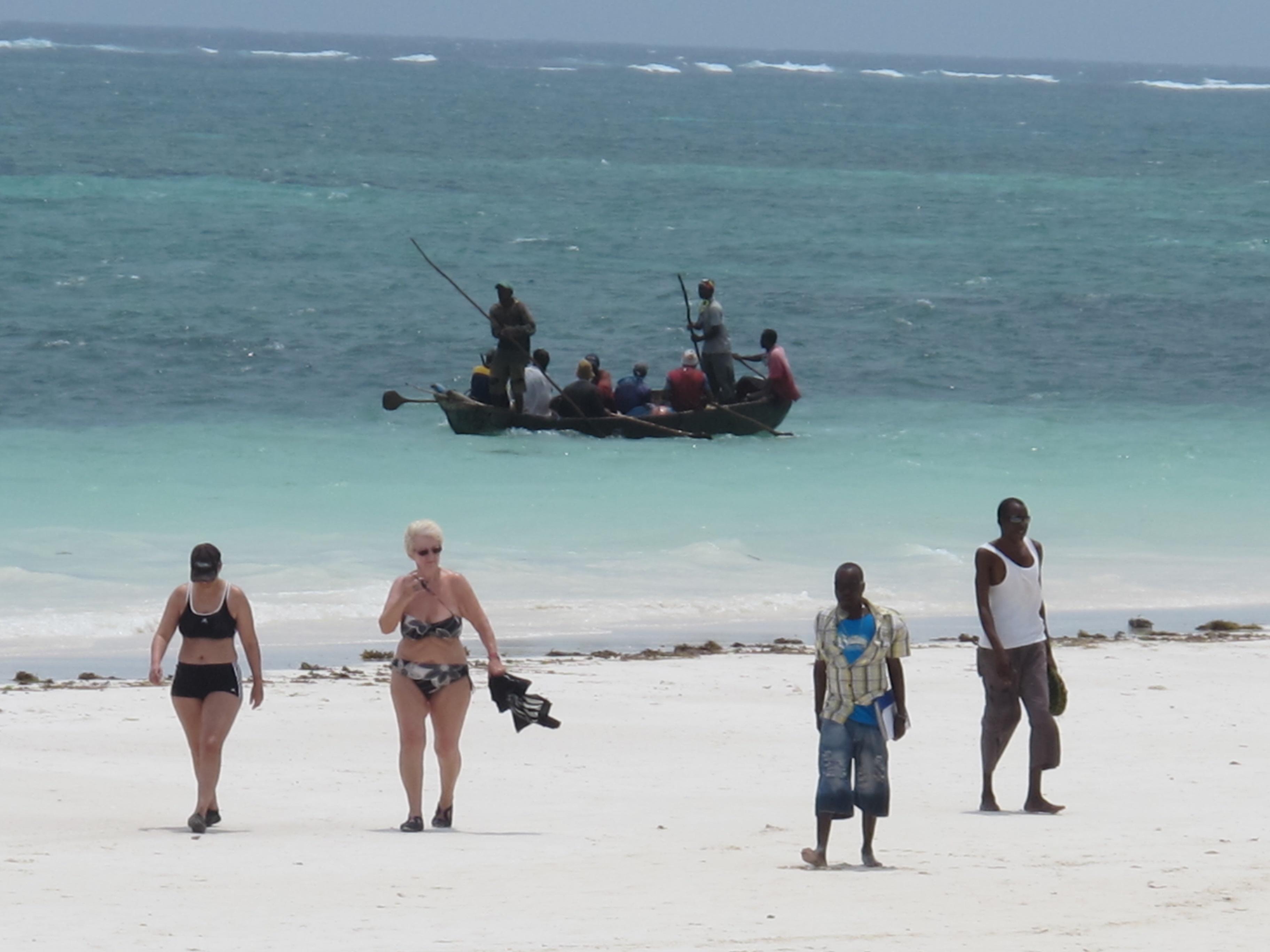 到非洲旅行带 8 岁小朋友同行有哪些需要注意的事项?