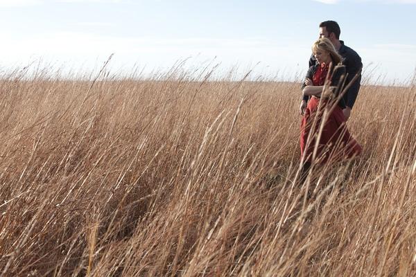 美国电影《通往仙境》,泰伦斯马力克作品,他的摄影是一绝,直接可以当