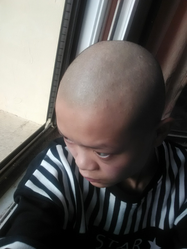 女生剃光头多久头发能留到bobo头长度