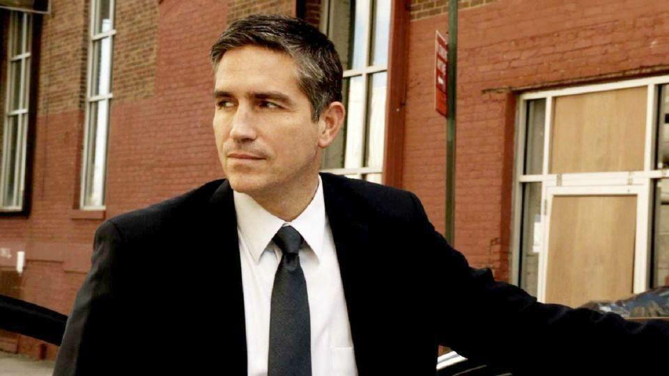 《疑犯追踪》里李四为什么一定要穿西装? - 知乎