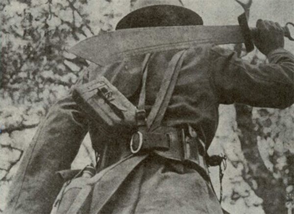 抗战时期,中国大刀没有统一制式,但以29军的 无极刀和西北军所用的 晋