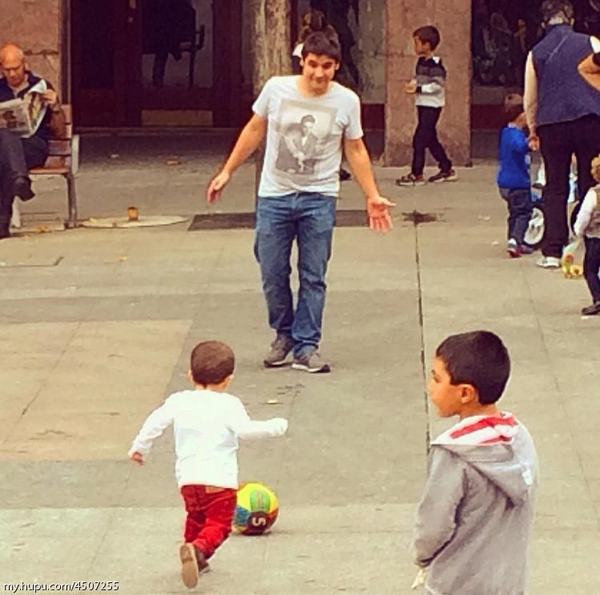 如何评价《我的球队打皇马》这个纪录短片?