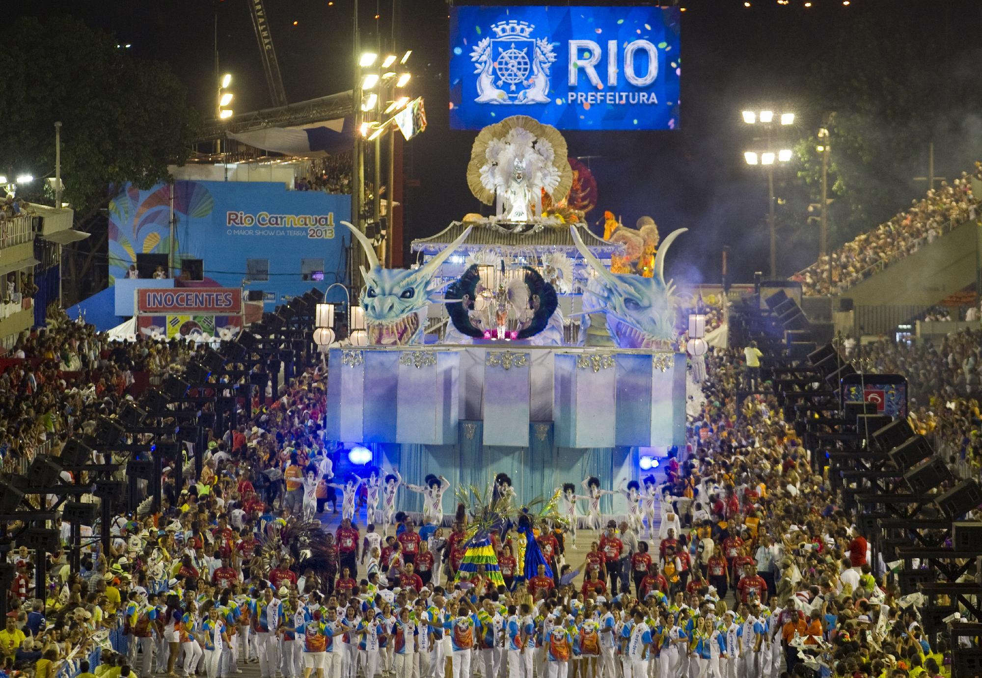 巴西圣保罗狂欢节表演时隔两年再登场_桑巴舞_演出_主题