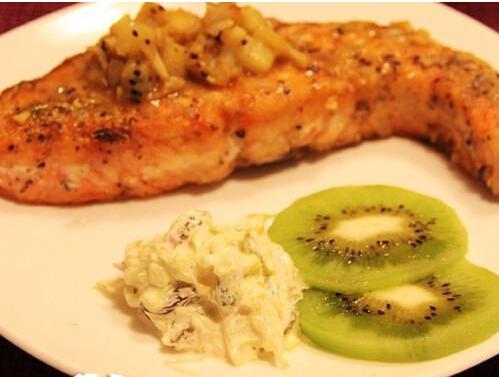 优质蛋白质指的是什么食物 f527660c73d7cfad31ee86733893d29d_1440w.jpg?source=172ae18b