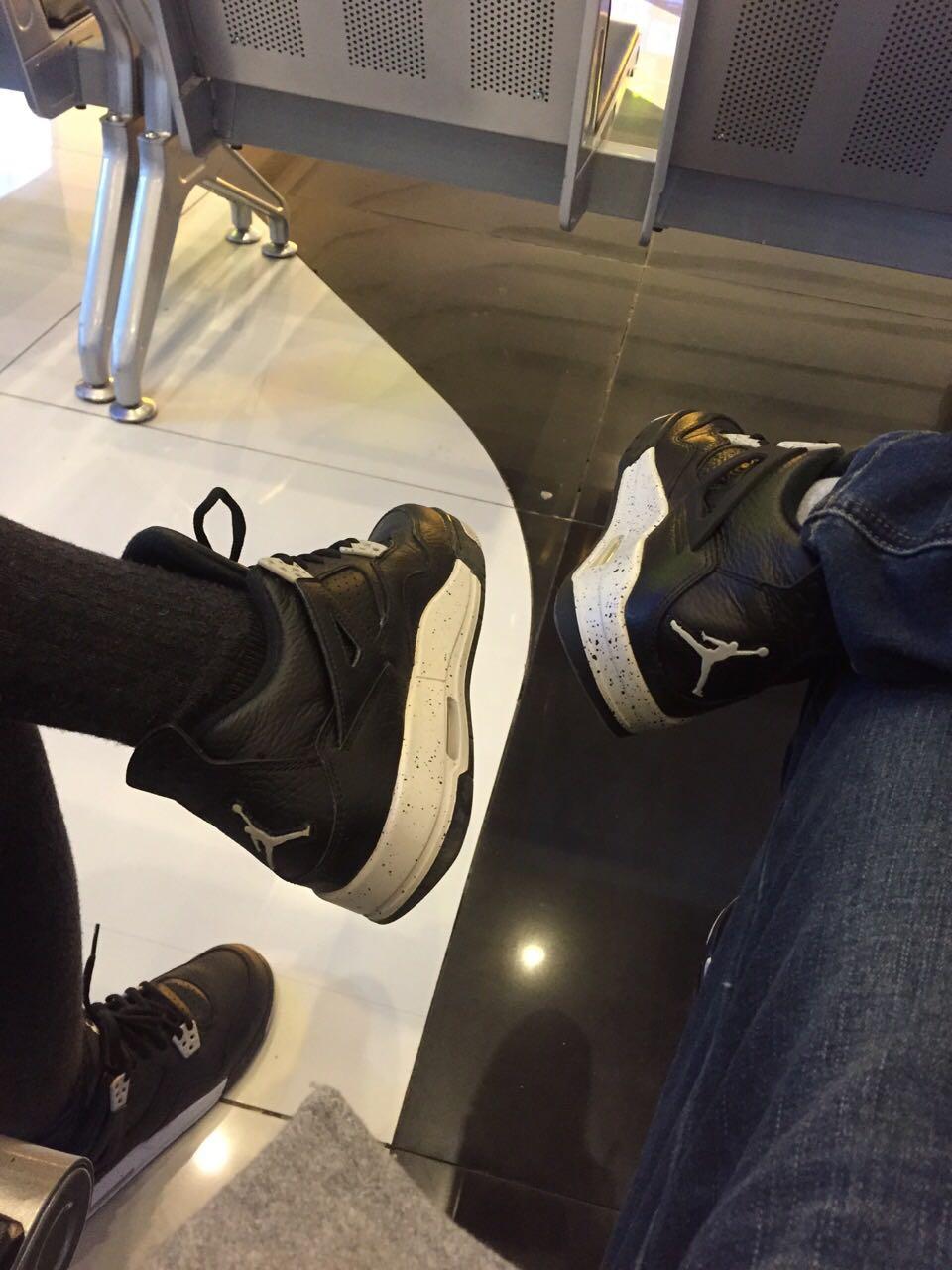 如何找到一个又爱游戏~又爱AJ鞋的妹子做女朋