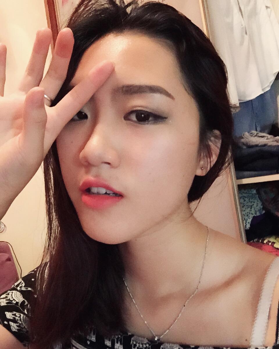 亚洲女生怎么化妆可以化成很欧美很tanned的感