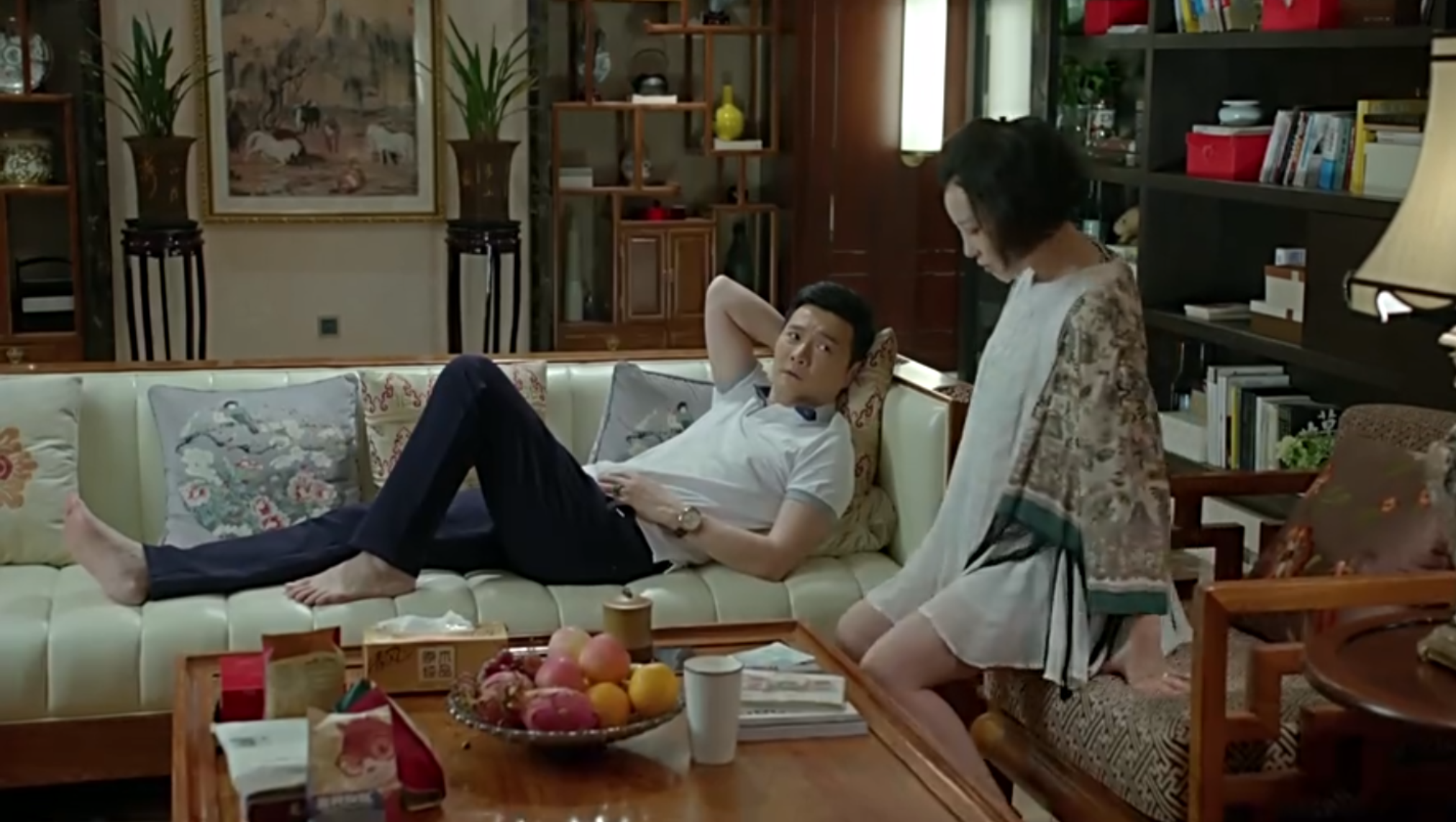 剧中"富裕家庭"的家