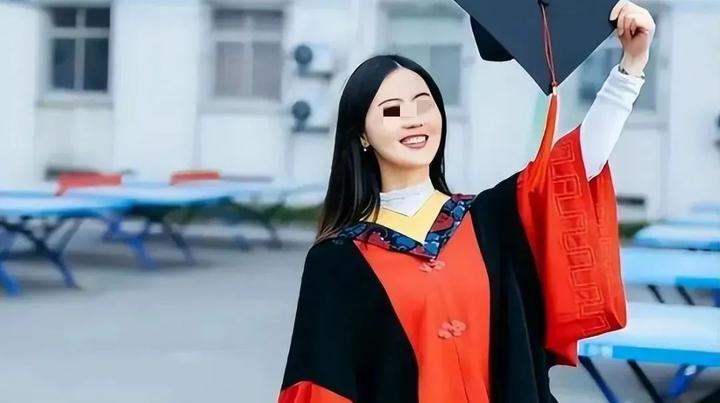 网红女博士相宜:因三句"我们日本",被举报到辞职,她冤枉吗?