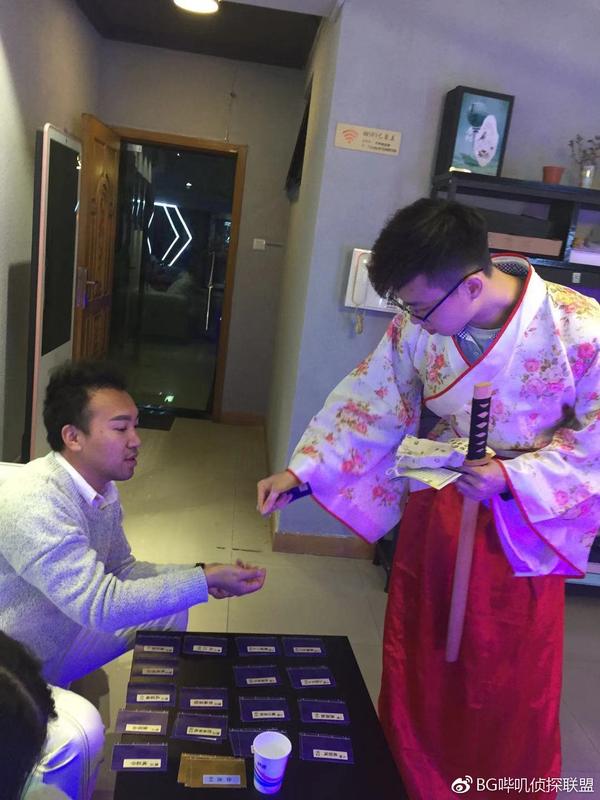 实景搜证vs剧本杀取证戏精和推理的游戏