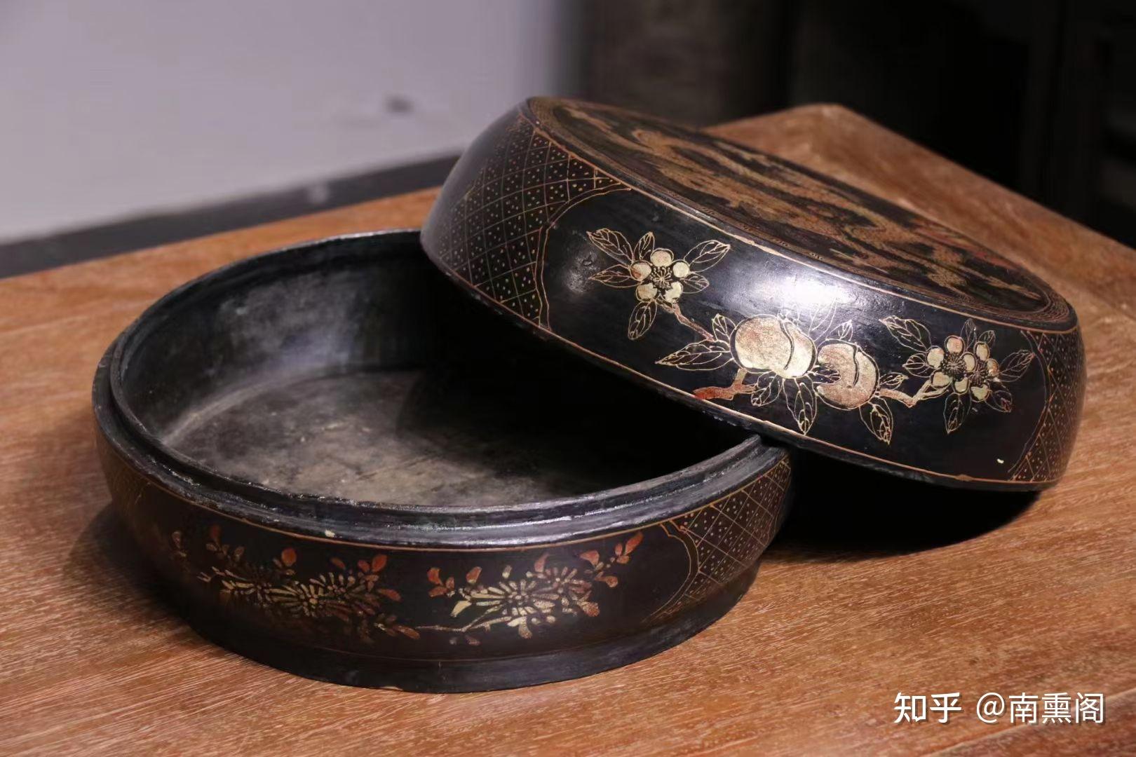 大漆描金正龙捧盒