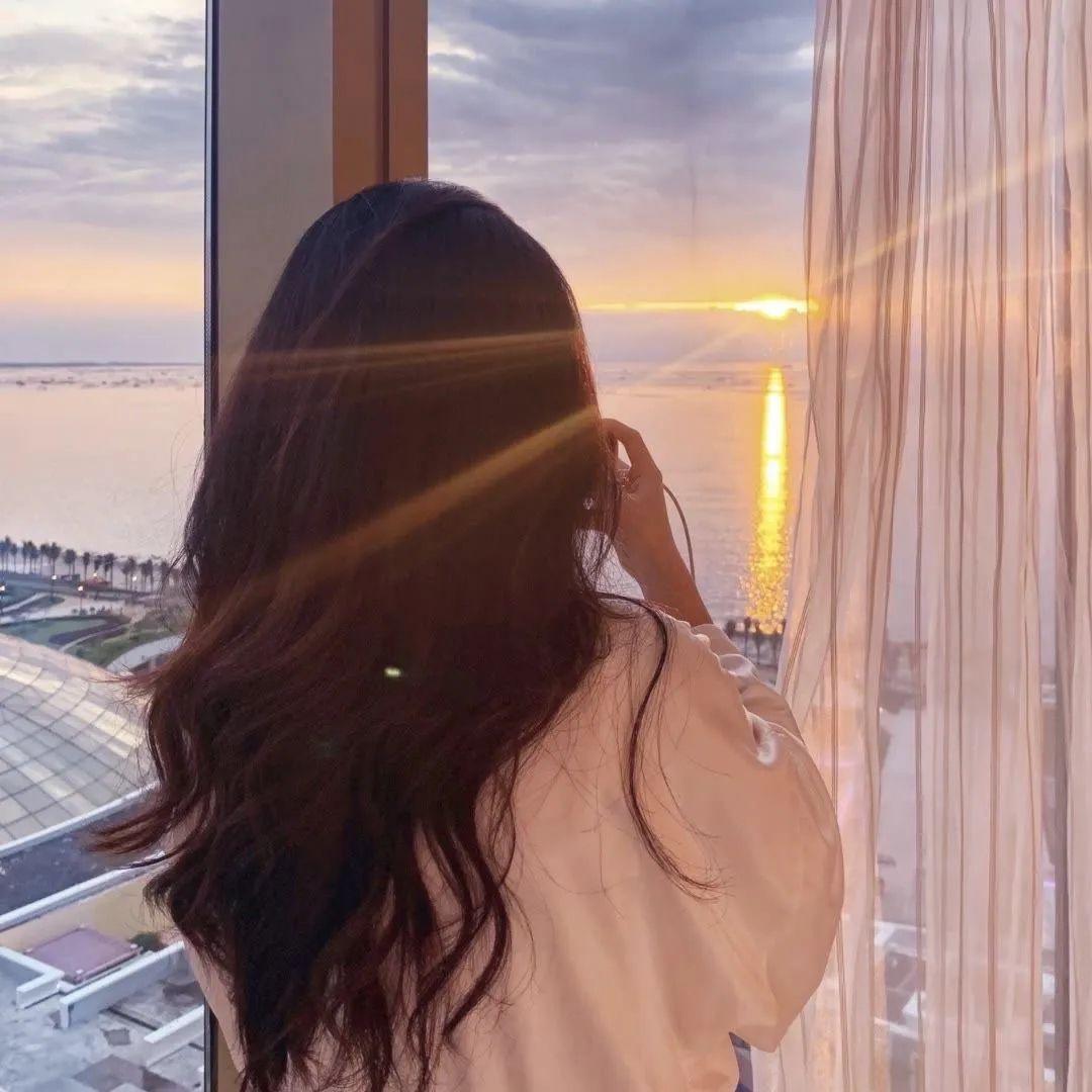 有哪些适合女孩子用的干净温柔的头像? - 知乎