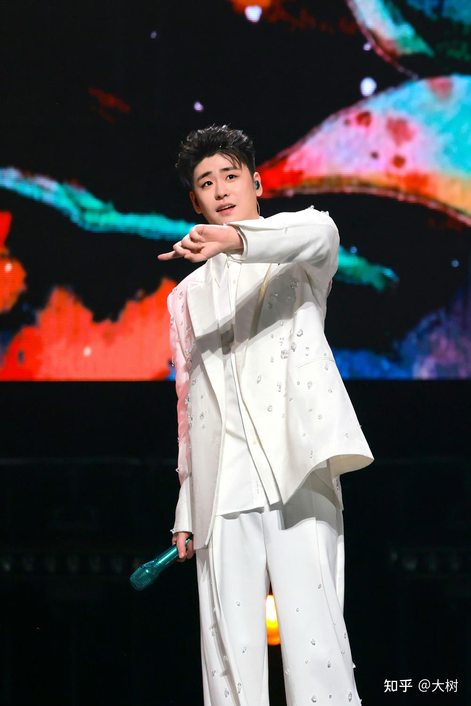 张云雷2023年5月27日的首场听云见心演唱会感觉怎样? - 知乎