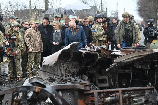 俄乌战争,如果俄罗斯战败或被拖入战争泥沼战争成胶着状态,这会对全球