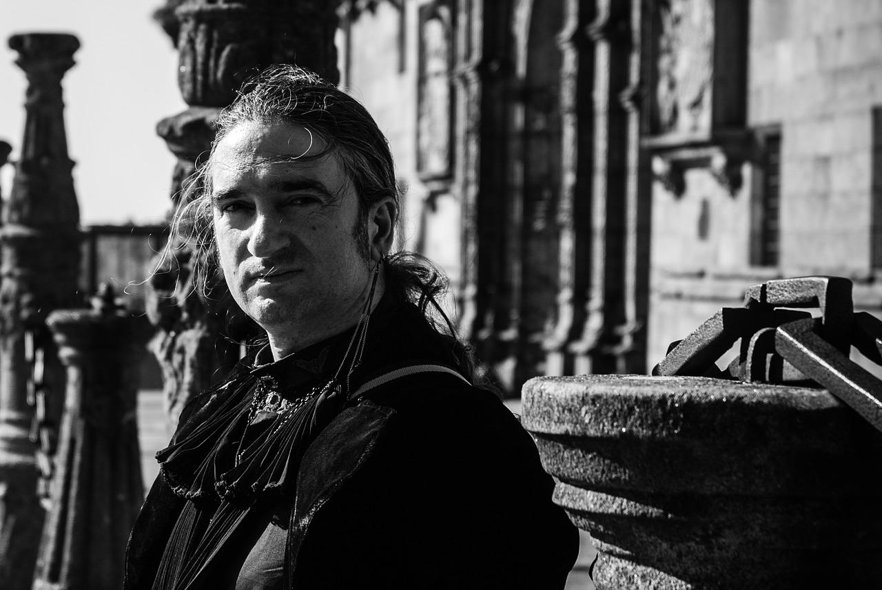 2. 独特建筑风格