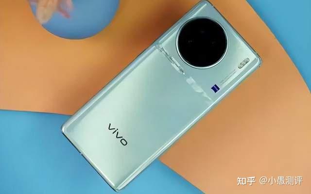 vivo终于妥协12gb512gb跌至3520元20倍变焦120w165万分