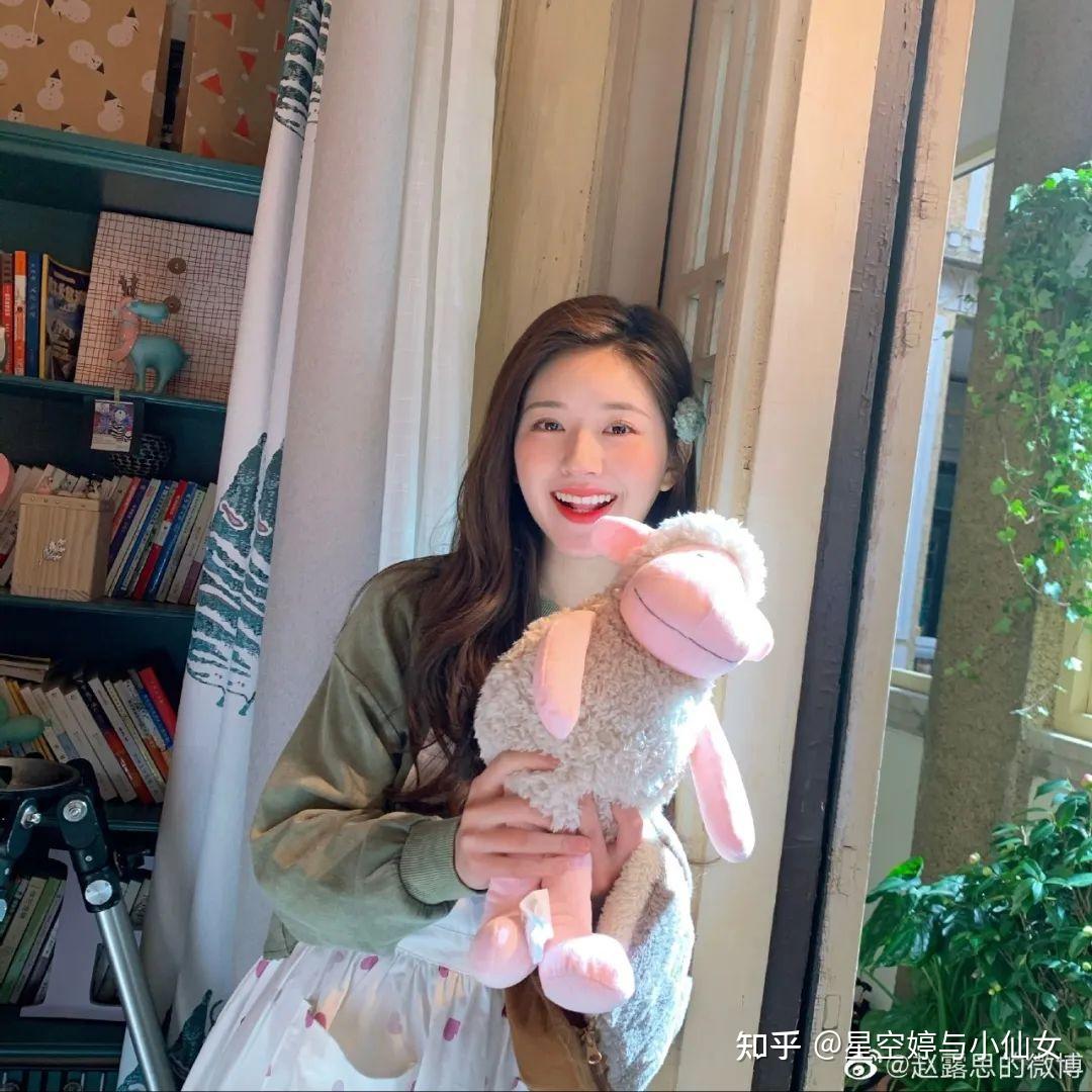 复合属性女剪石和女石剪