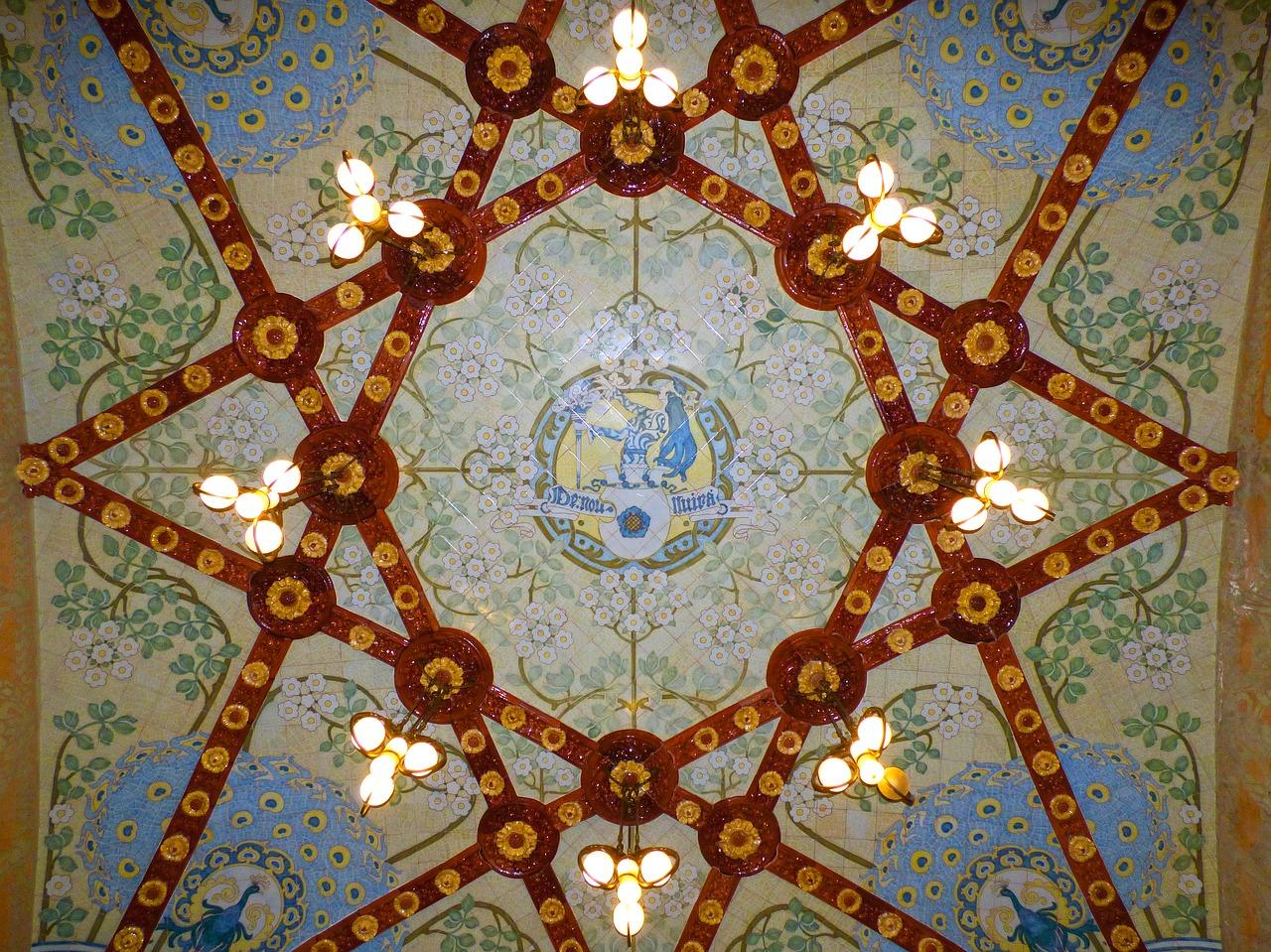 4. 陶瓷装饰品类