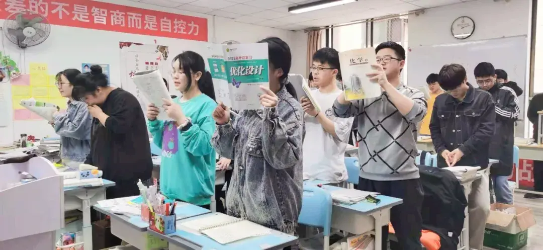 不负春光 不负晨——记录我们的校园早读 - 知乎