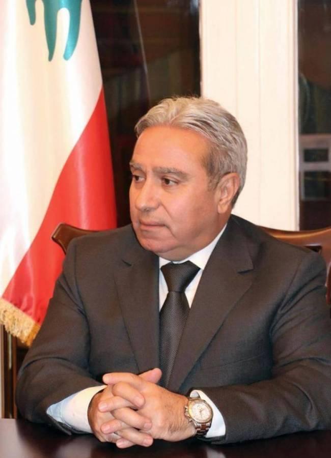 哈桑·迪亚布,总理迪亚布于1959年1月6日生于贝鲁特,是一名逊尼派