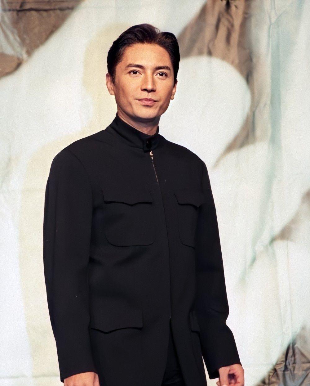 有没有尊龙的高清图片? - 知乎