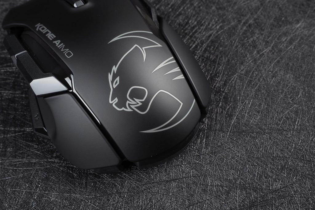 冰豹roccatkoneaimo游戏鼠标评测