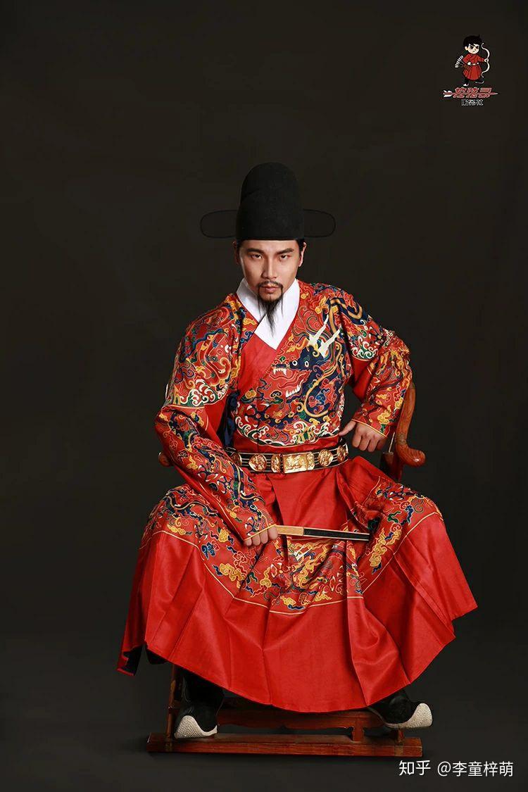 现在的明制汉服真的是对当时明代服饰的高度还原吗