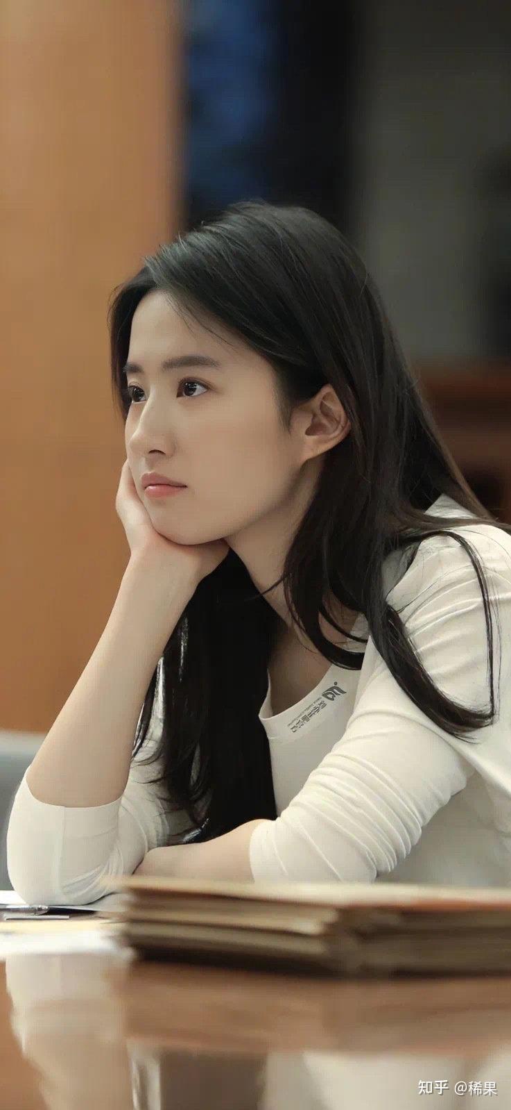 刘亦菲的美貌是否被吹捧过度了