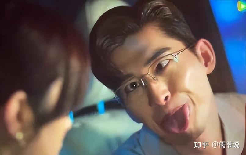 并且,张翰除了凭借《东八区的先生们》成为油王之外,还曾多处剧情不当
